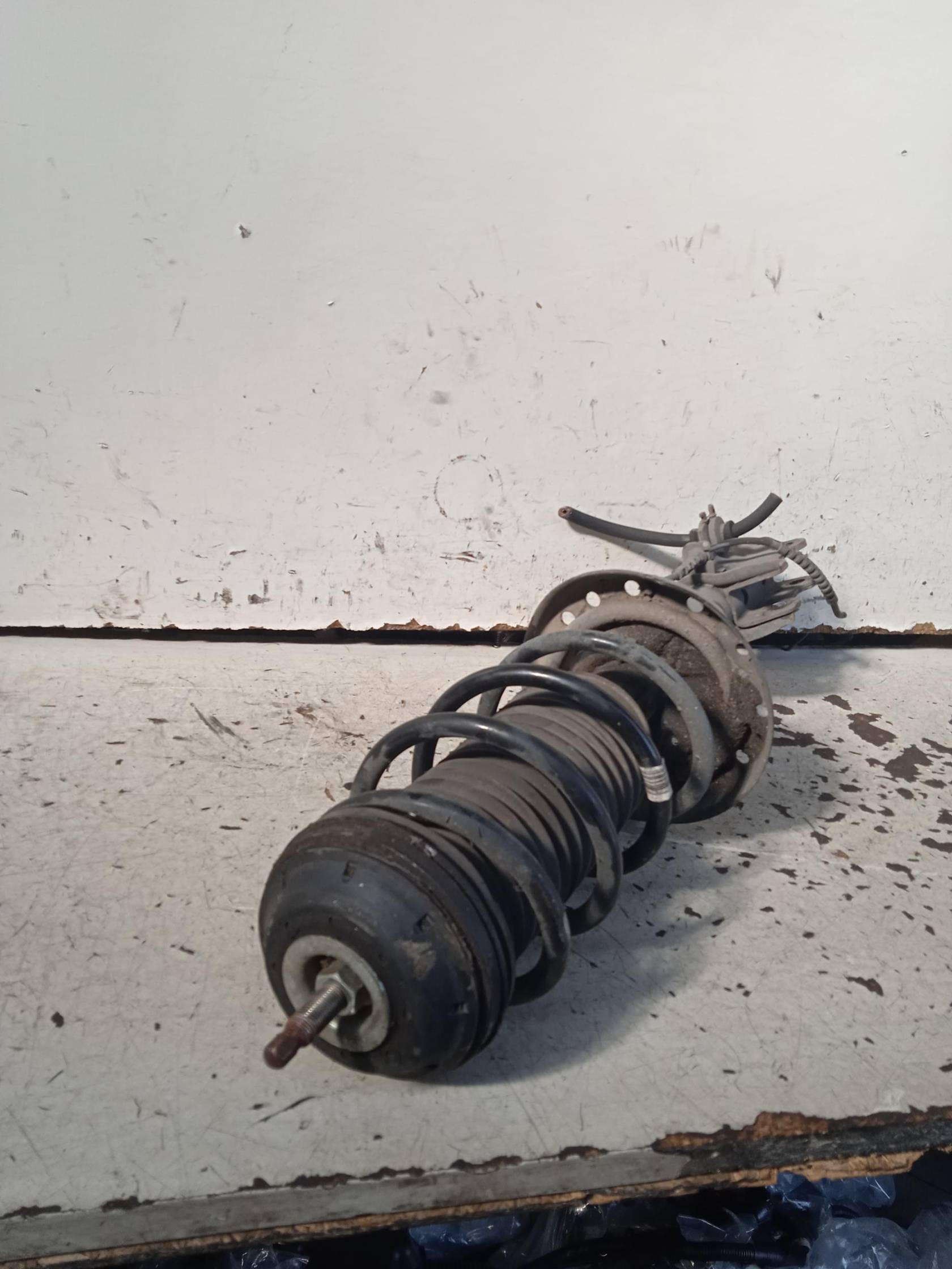 Ammortizzatore ant. dx.